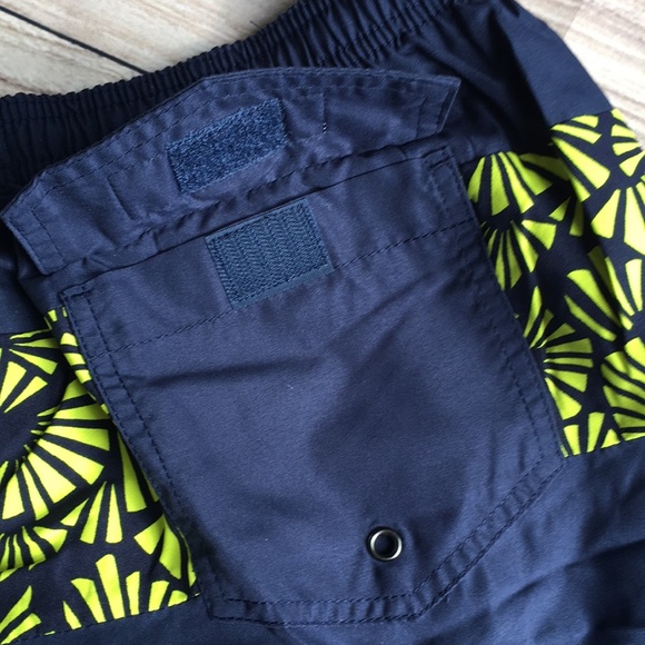 Navy Draw String Elastic Waist Swim Trunks Size Medium - Picture 6 of 7